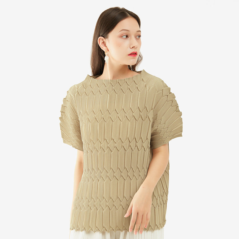 Comfort and Casual Bottoming Shirt for Women Fashionable T-shirt Short-Sleeved Top for Women