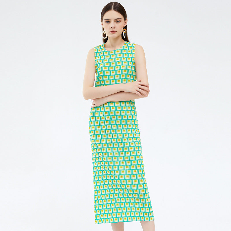 Plus Size Temperament Long Dress Pleated Sleeveless Vest Dress Temperament Slimming Dress Women's Summer