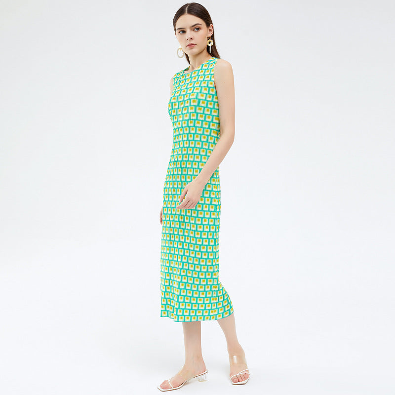 Plus Size Temperament Long Dress Pleated Sleeveless Vest Dress Temperament Slimming Dress Women's Summer