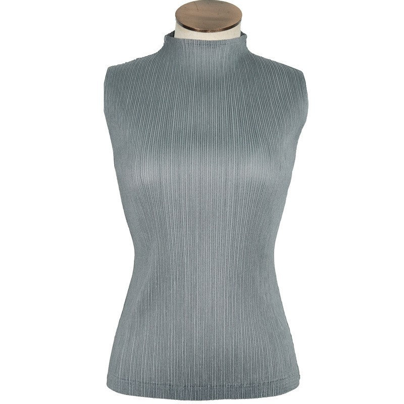 Classic Pleated Vest Slim Fit Slimming T-shirt