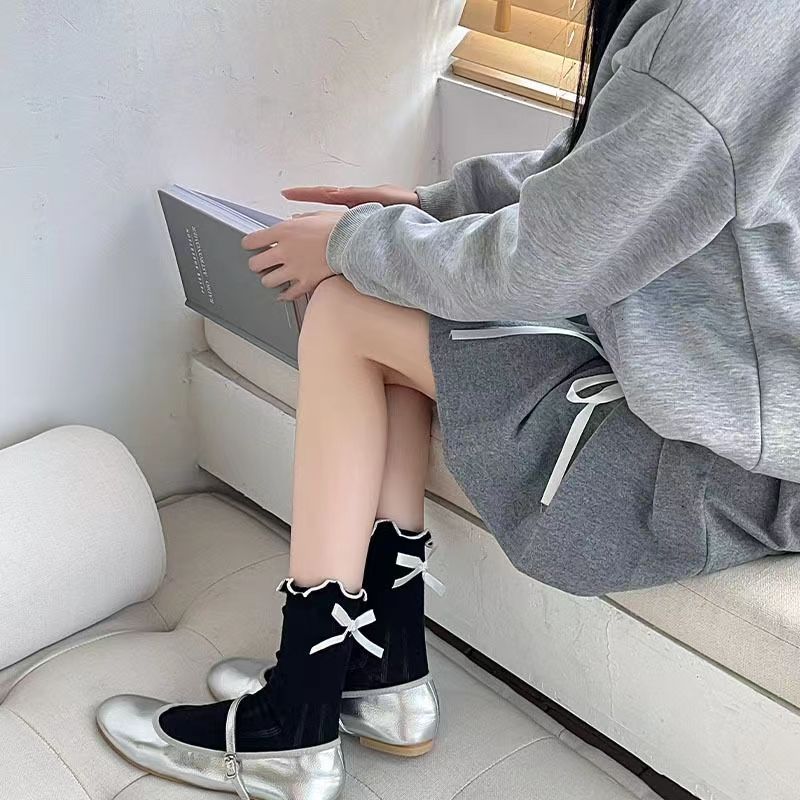 6 Pairs / Socks Black White Gray Lace