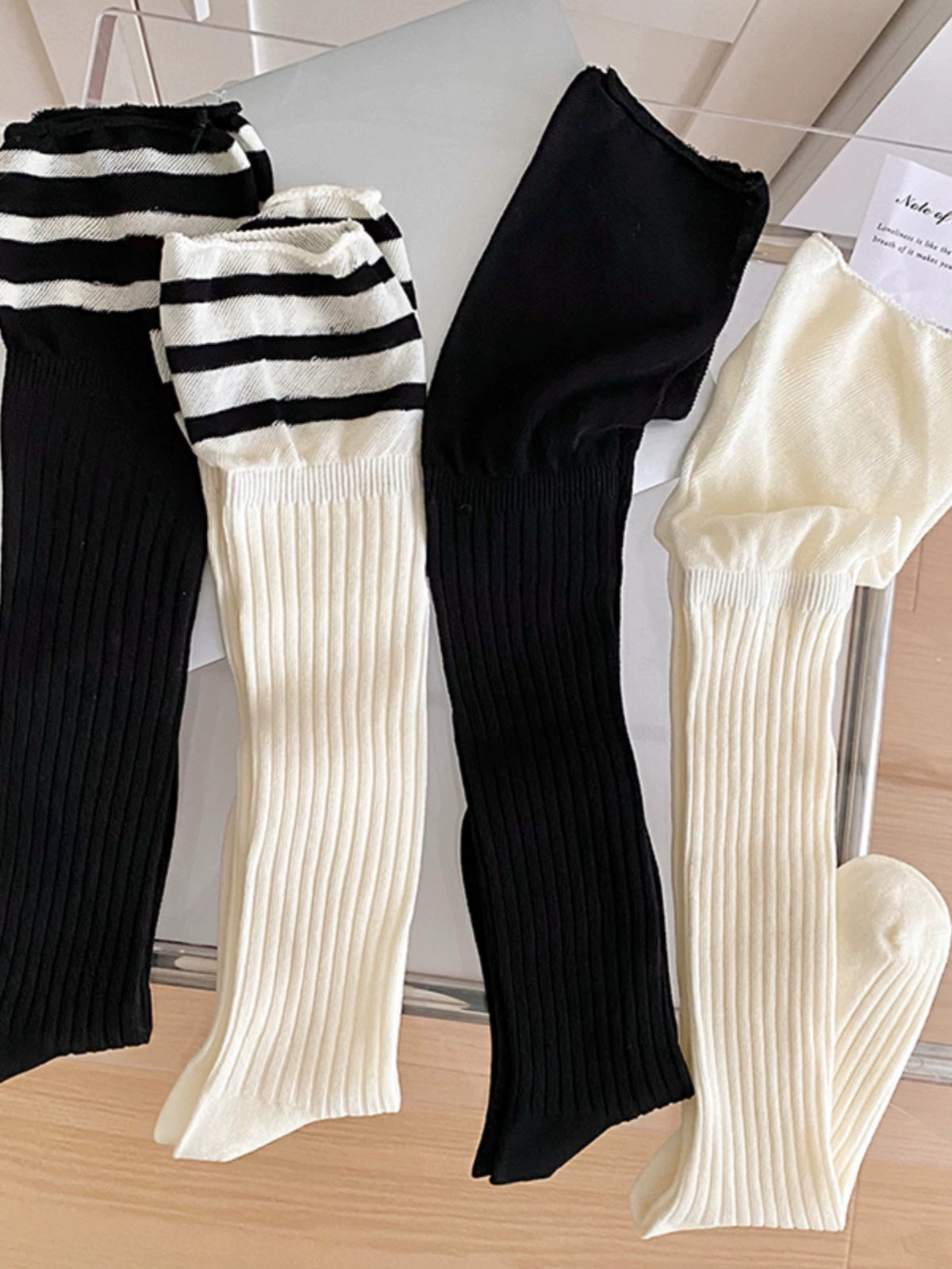 [4 Pairs] Spring and Summer Thin Breathable Makes Your Wear Gentle and Charming