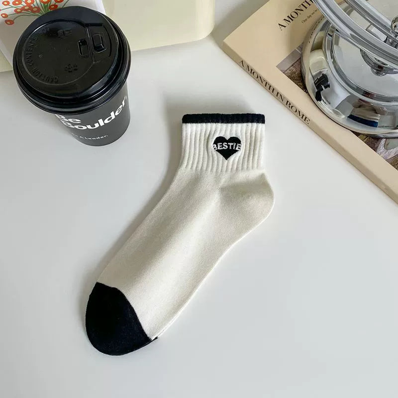 [5 Pairs] Spring and Summer Black and White Classic Style Embroidered White Socks College Style Women's Socks