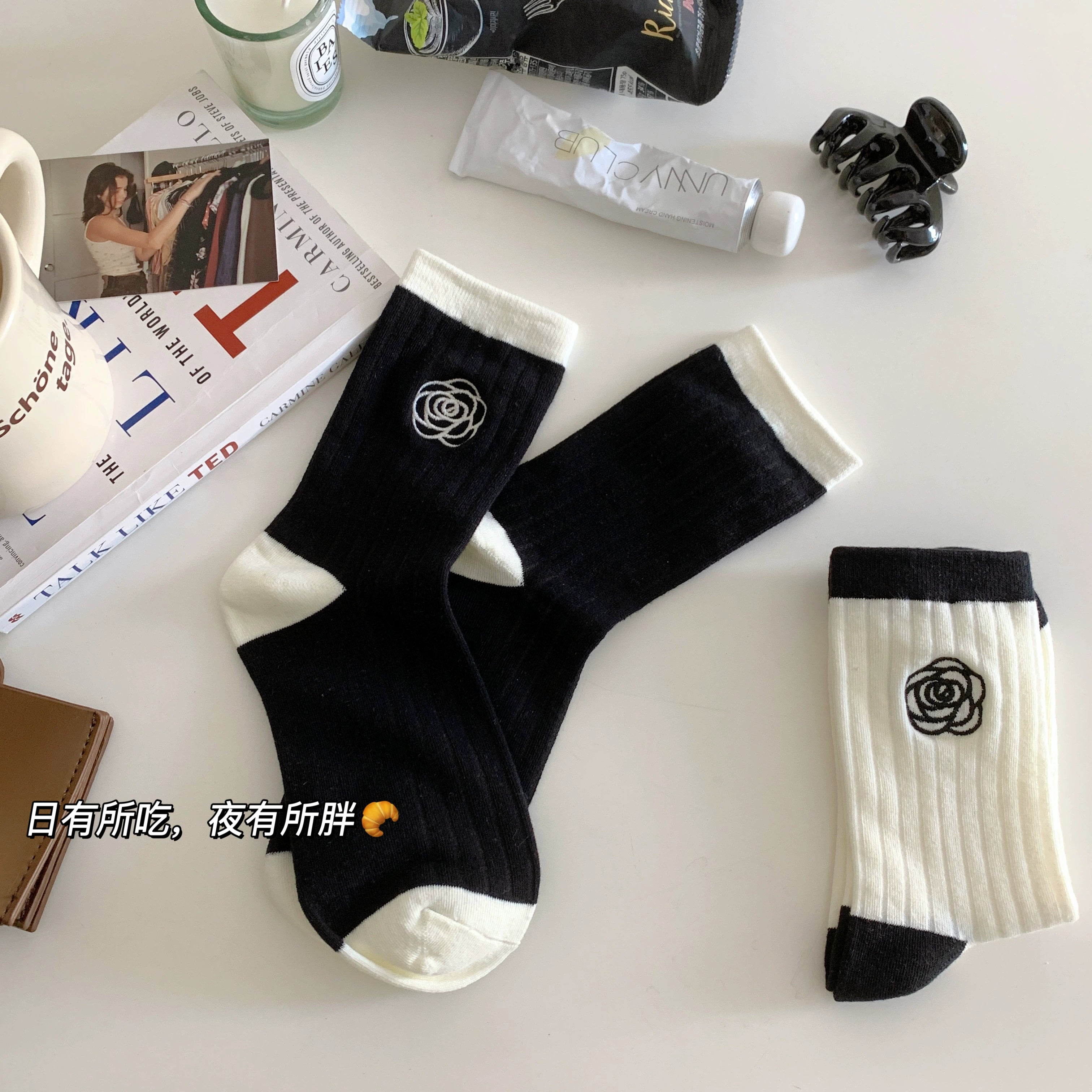 [2 Pairs] Spring and Summer Plain Lotus Heel Cute People Easy to Match Socks