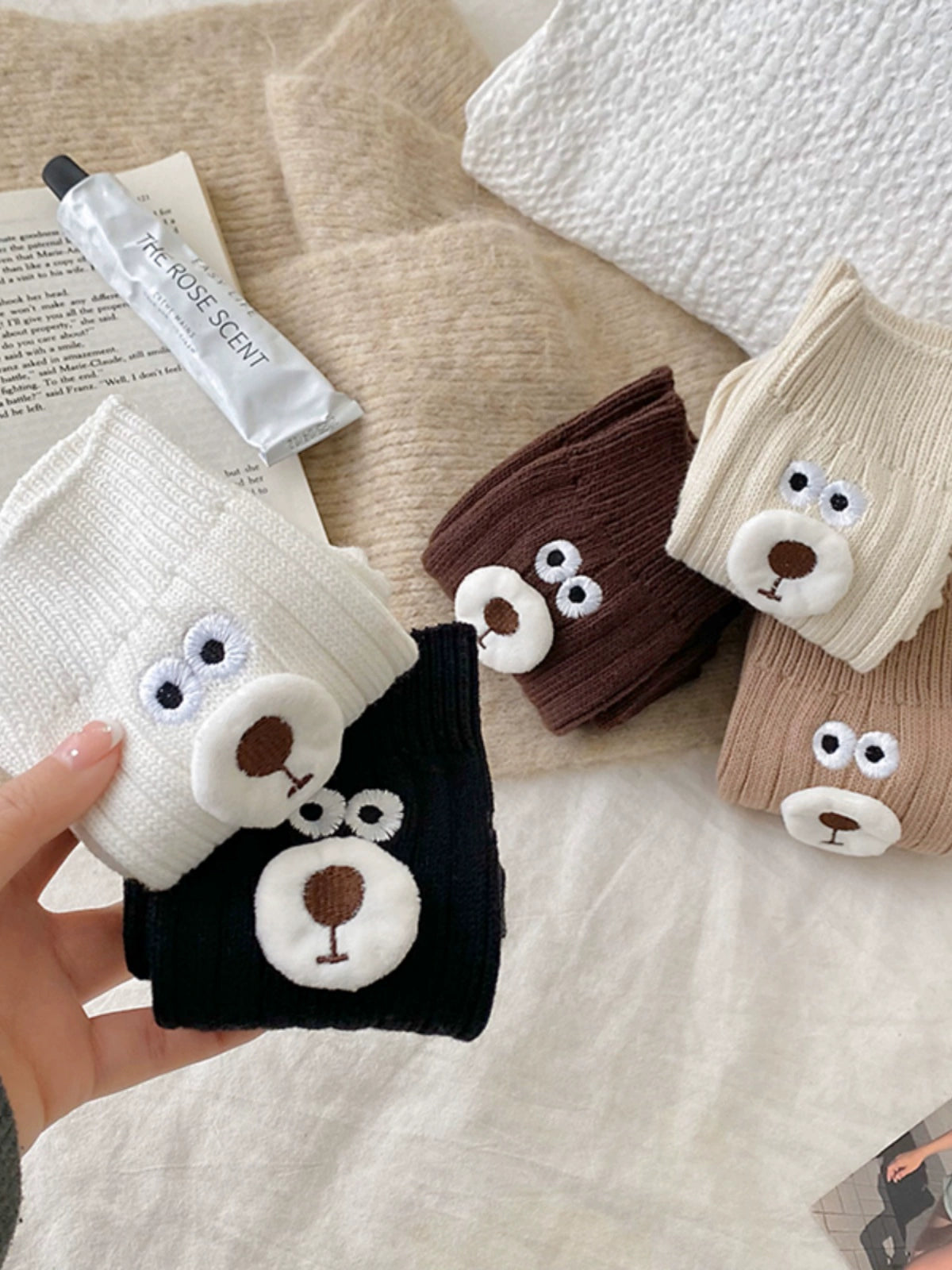 [5 Pairs] 3D Cartoon Bear Head Simple and Easy to Match College Style Kawaii