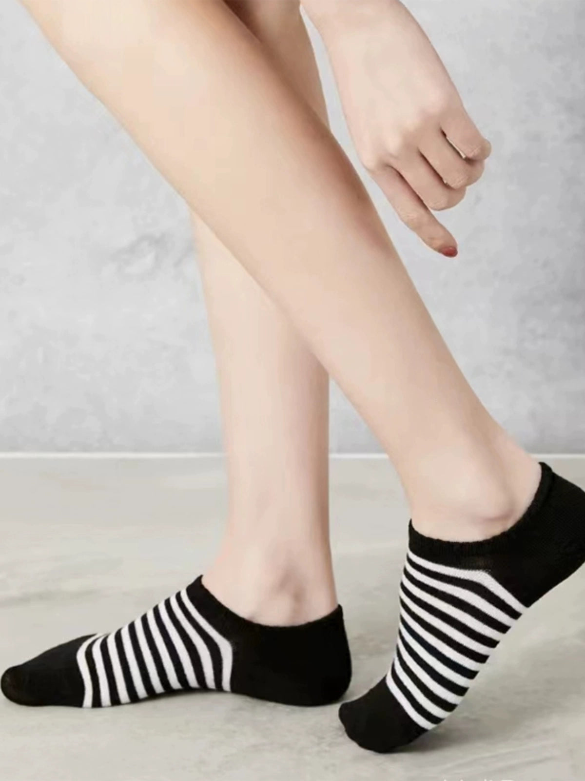 [3 Pairs] Thin Summer Stripes Control Simple and Happy Socks