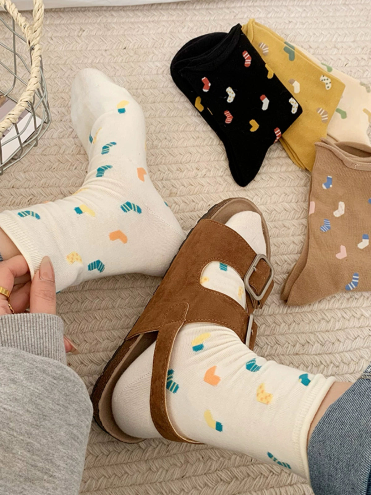 [5 Pairs] Spring and Summer Thin Curling Loose Wear Match from Ordinary to Extraordinary Wear Magic