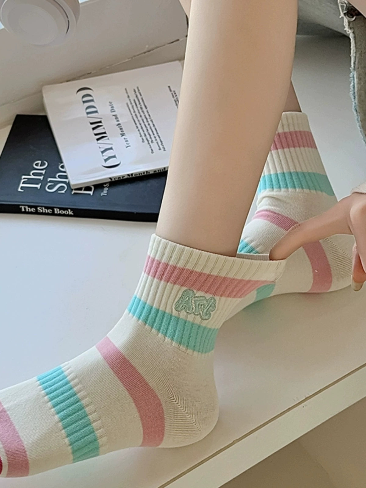 [5 Pairs] Fashion Trend Spring and Summer Thin Breathable Embroidered Pure Cotton Boat Leading Fashion Trend