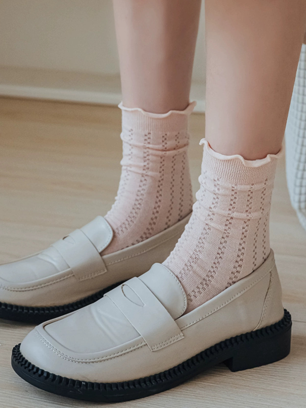 [5 Pairs] Summer Breathable Solid Color Mesh Preppy Style Fungus Fragrance