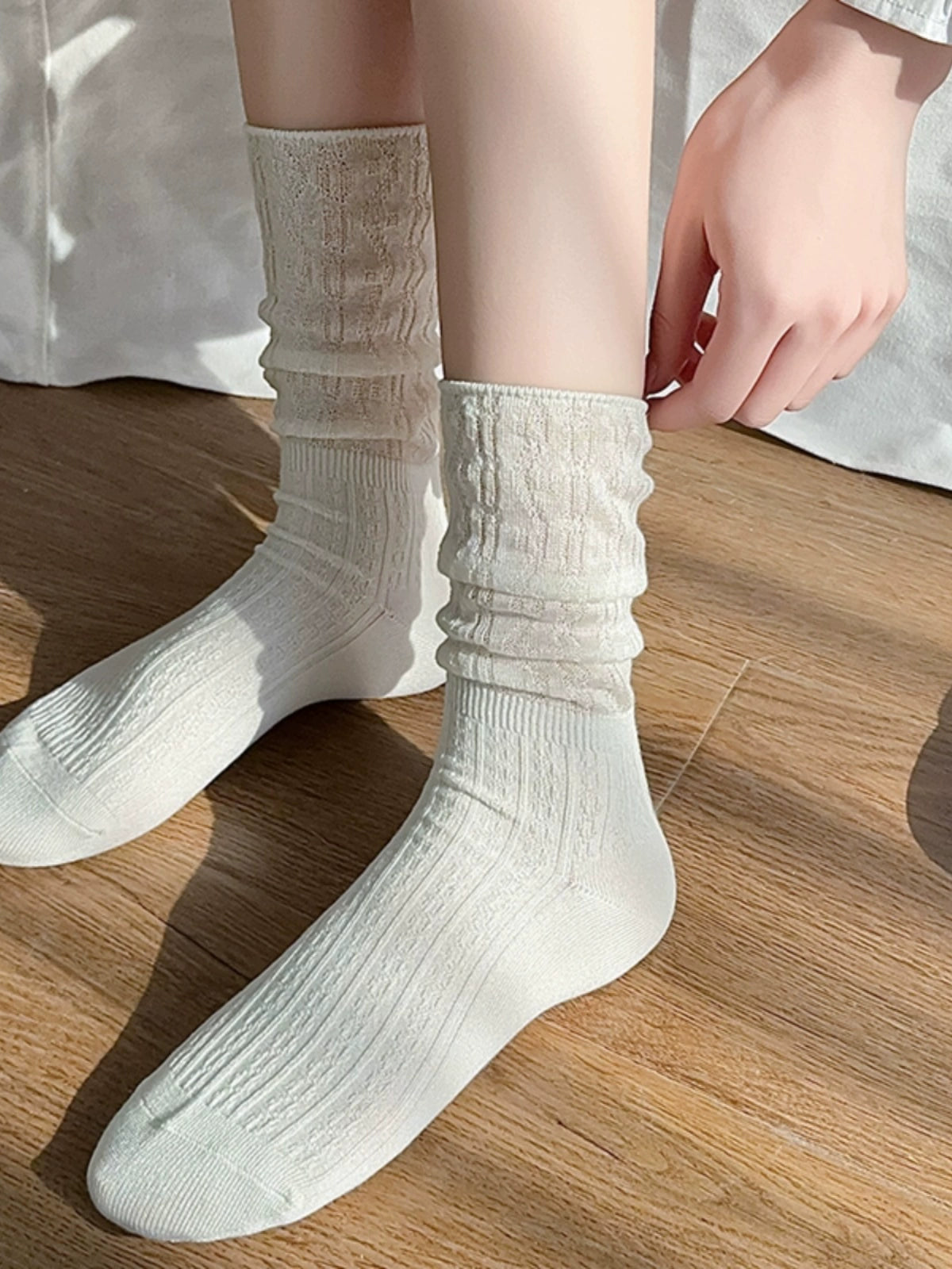 [5 Pairs] JK Style Thin Breathable Double Needle Black and White Pile Style Simple Wear