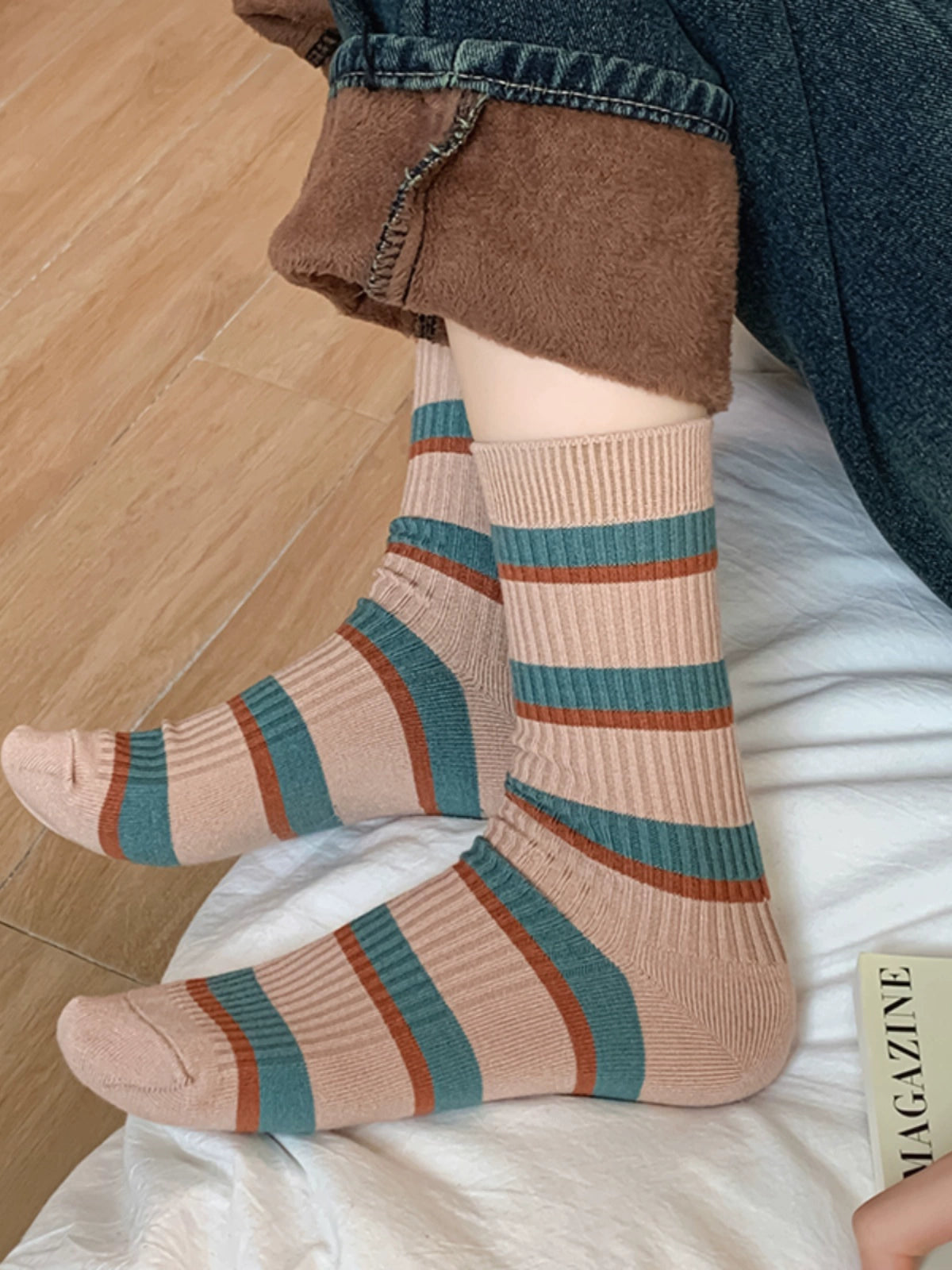 [4 Pairs] Sorry I'm Late, Girl Spring and Summer Double Needle All-Match College Style Mid-Calf