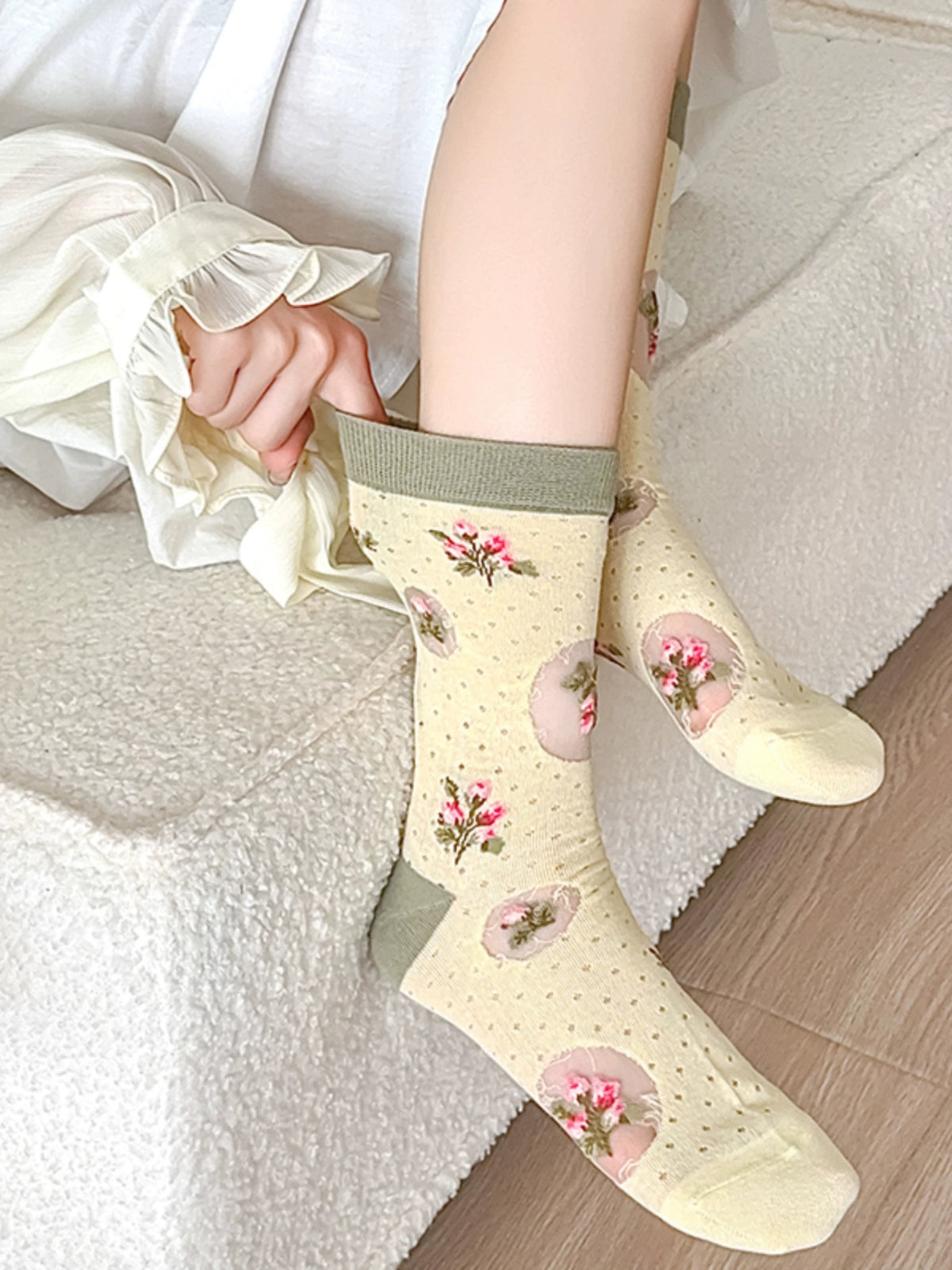 [3 Pairs] Kanekalon Fashion, Let You Easily Lead the Trend in Summer Thin Small Tender Yellow Wear