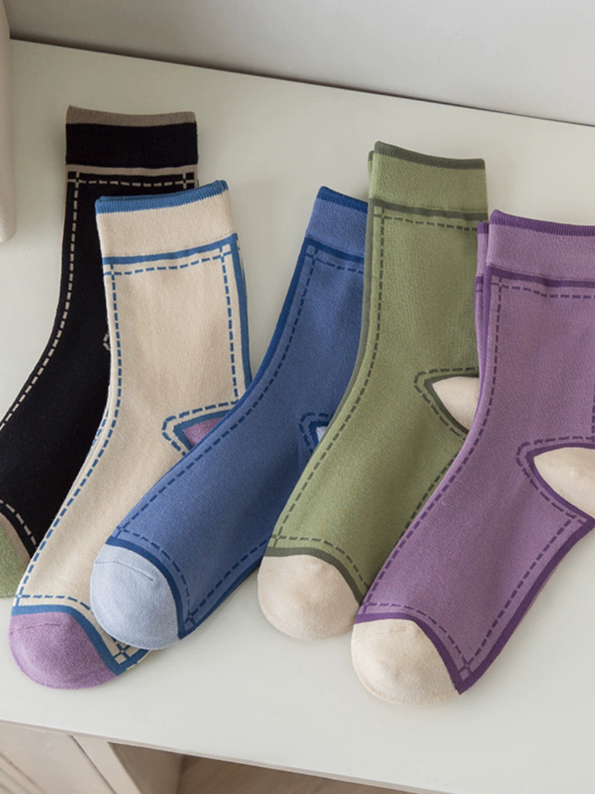 [5 Pairs] Pure Cotton Spring and Summer Color Virtual Pocket Picture Women's Thin Socks Looks Very Fashionable