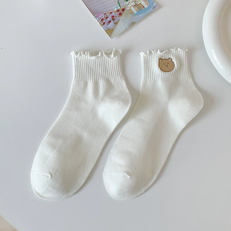 [4 Pairs] Spring and Summer Pure Cotton Embroidered Wooden Ear Women's Socks Cocoa Love White White Tender Very Versatile