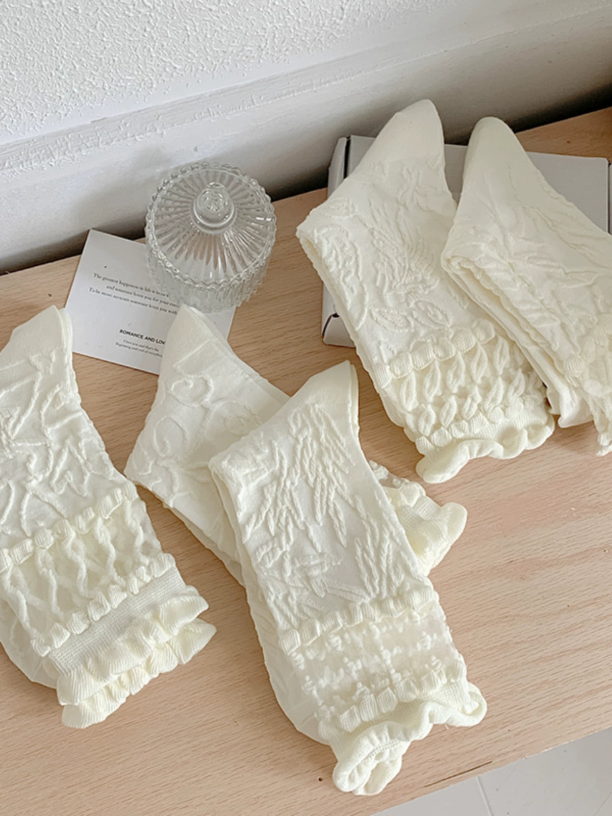 [5 Pairs] Spring and Summer Thin Breathable Girl JK Style Three-Dimensional Relief Small White