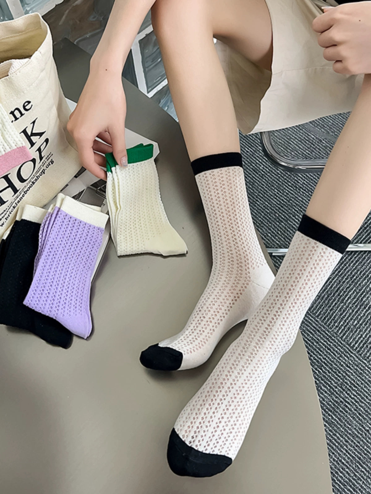 [7 Pairs] Spring and Summer Thin Breathable Hollow Decorative Pure Cotton Mid-Calf with Small White Shoelaces