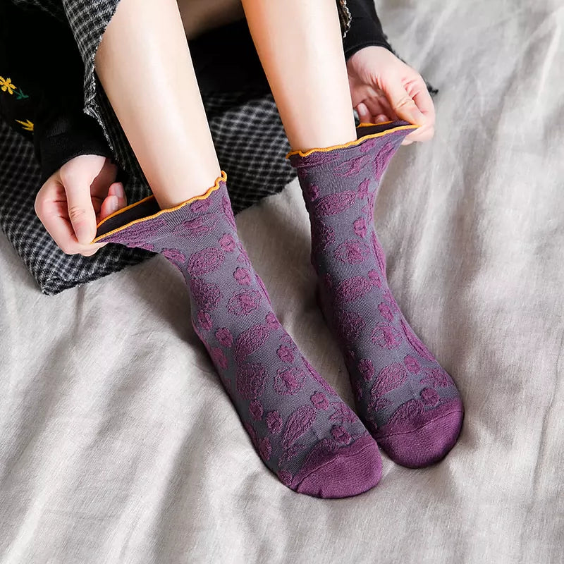 2 Pairs Spring Summer Lace Dark Pattern Flower Lace Women's Mid-Length All-Matching Comfortable Pure Cotton Material