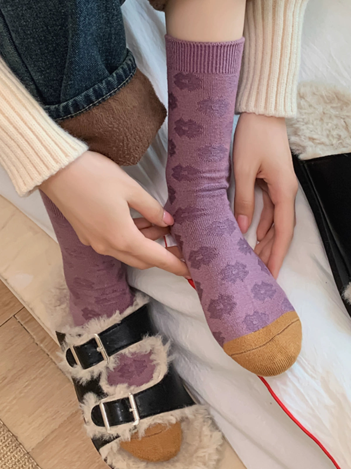 [4 Pairs] New Fashion Not Absent Spring and Summer Double Needle Purple Quiet Girly and Fashion Wear