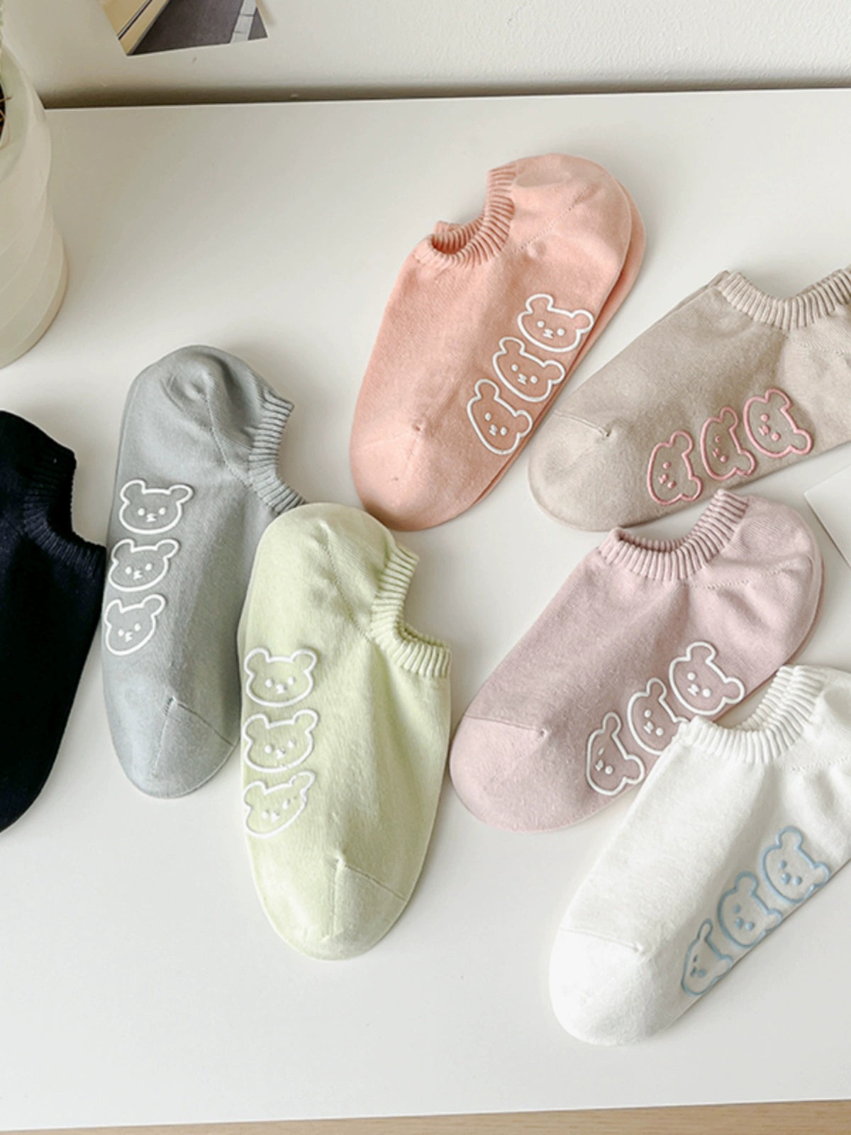 [7 Pairs] How to Be Cute and Charming When Wearing Magic Spring and Summer Thin Breathable Pure Cotton