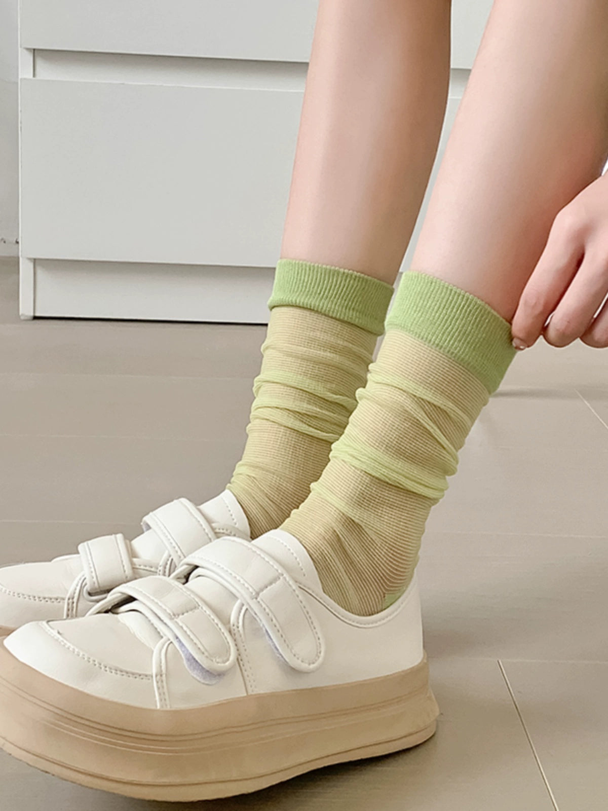 [4 Pairs] Thin Fine Mesh Breathable Leg Slimming Girlish Style Summer