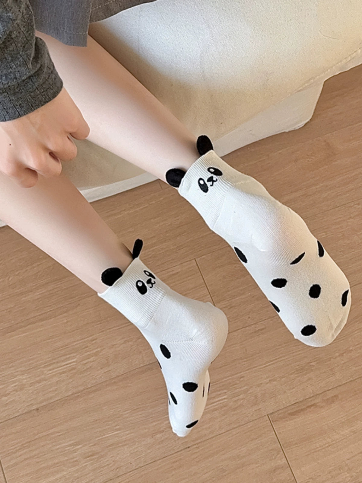 [2 Pairs] Spring and Summer Thin Breathable Handmade Ears Try Novel Fashion Wear