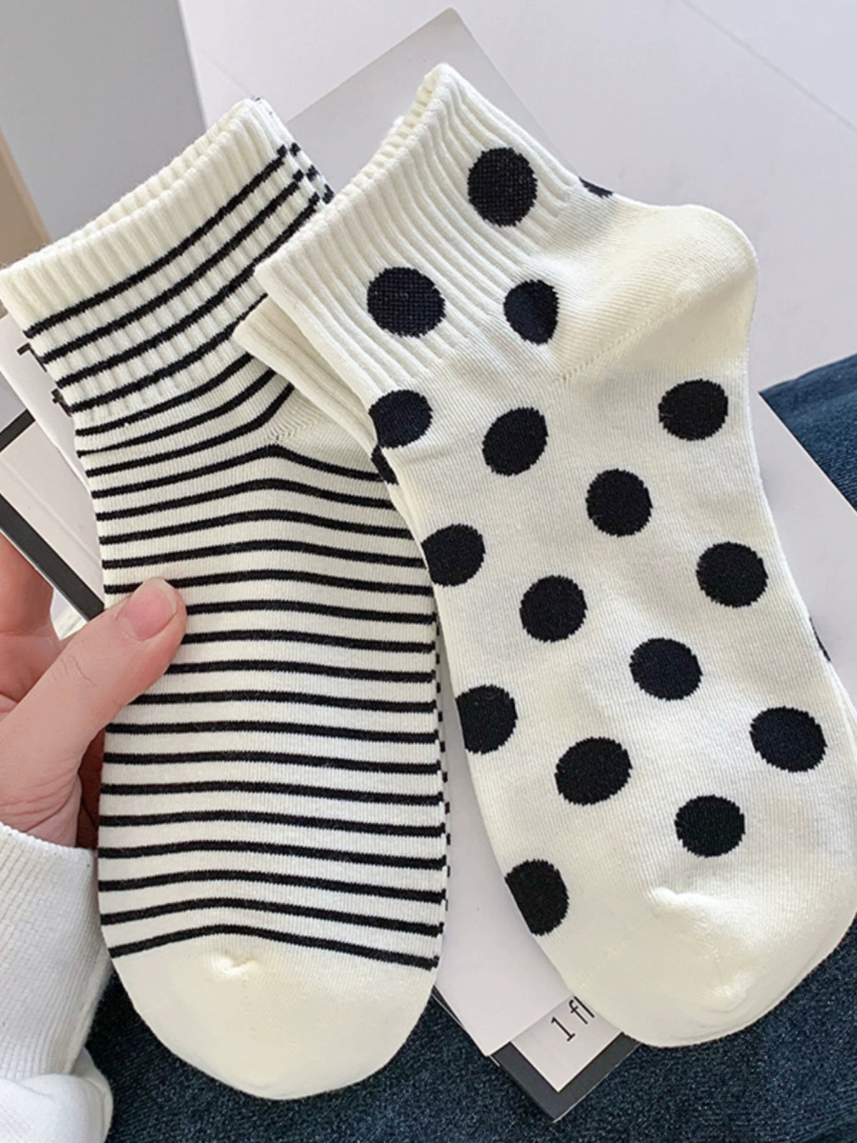 [6 Pairs] How to Create a Stylish Lady Image Spring Summer Simplicity Thin