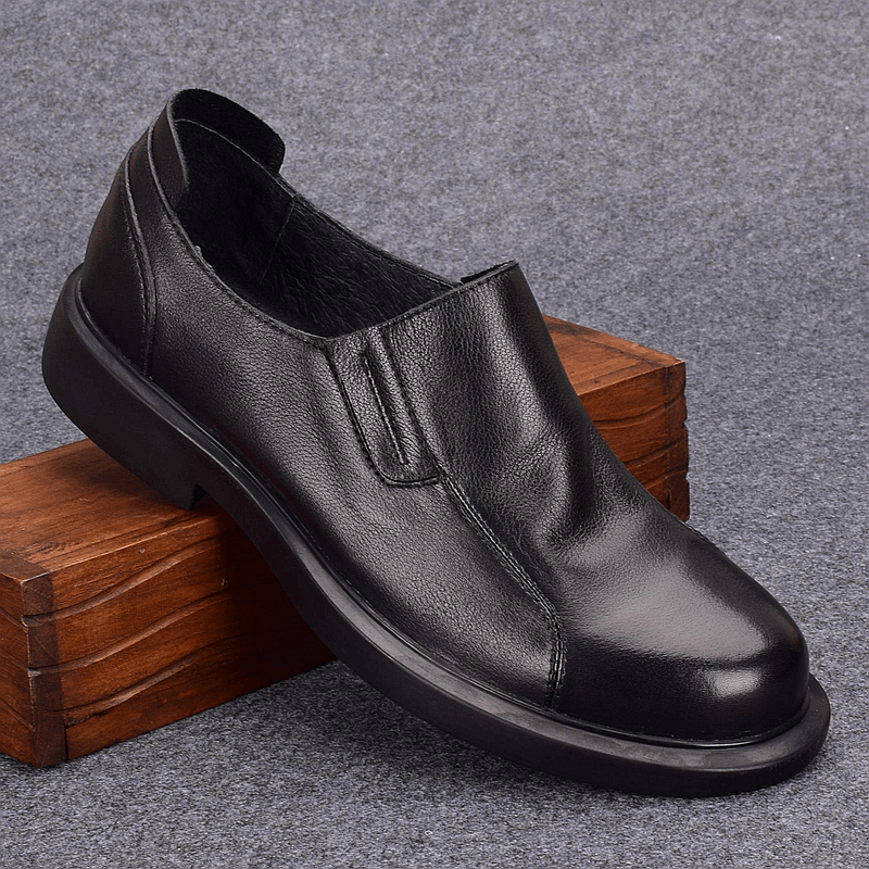 Men's casual leather shoes, genuine leather, first layer cowhide, youth business dress shoes, wide feet and breathable