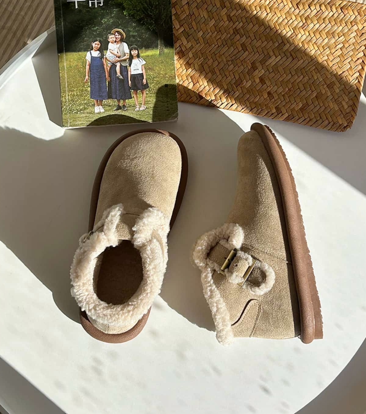 Imitation lamb wool round head flat-bottomed short boots winter belt buckle simple warm snow boots