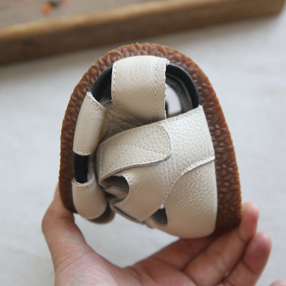 Leather hollow bag head flats summer comfortable word with low heel sandals women