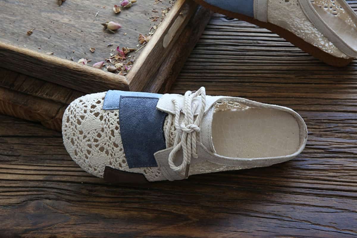 Hollow bag head flat shoes summer new color matching versatile comfortable cool slippers