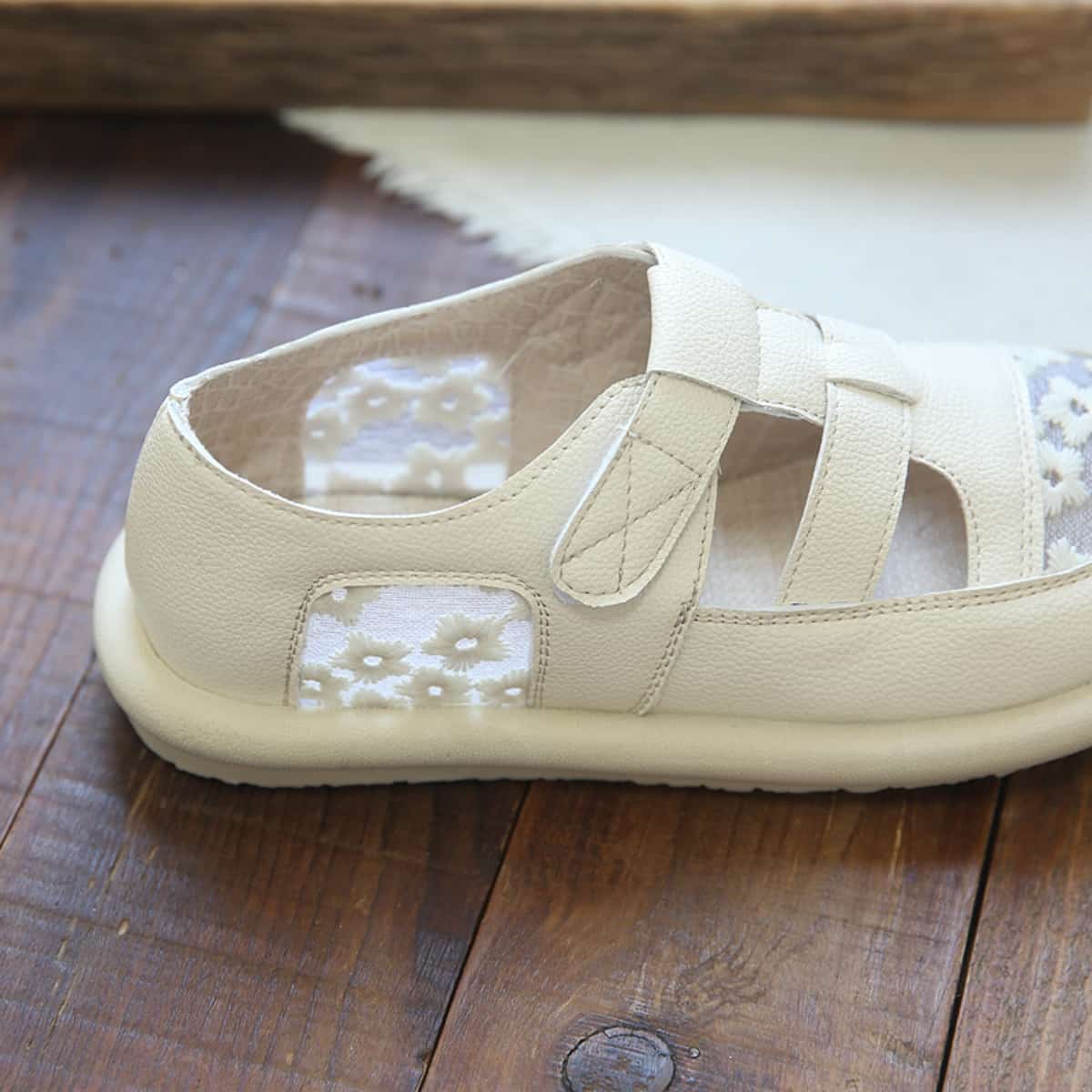 Hollow mesh yarn bag head flats summer cotton and linen soft sole low heel Roman sandals