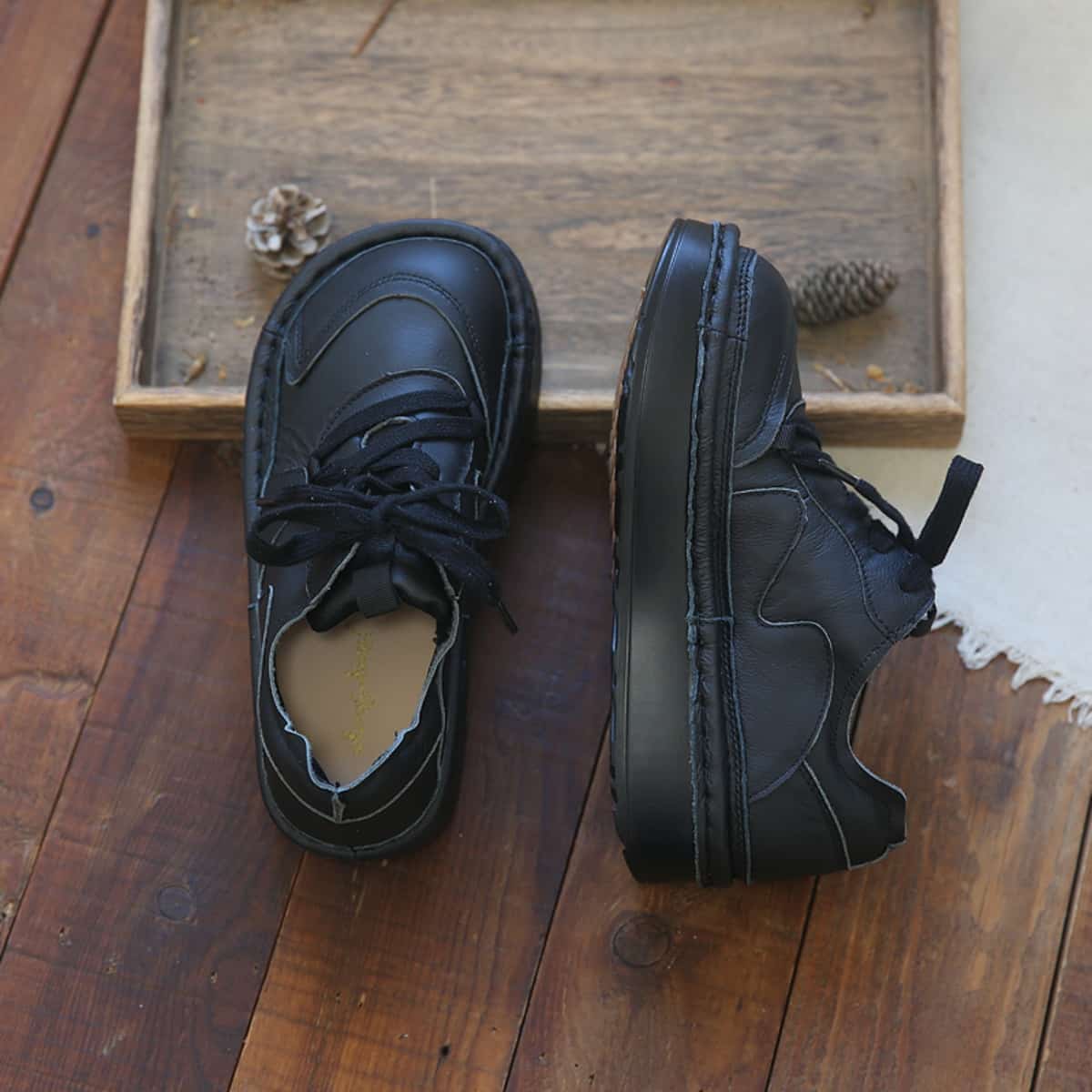 Round head lace-up thick-soled big head shoes New comfortable muffin sole shoes Single shoes Spring