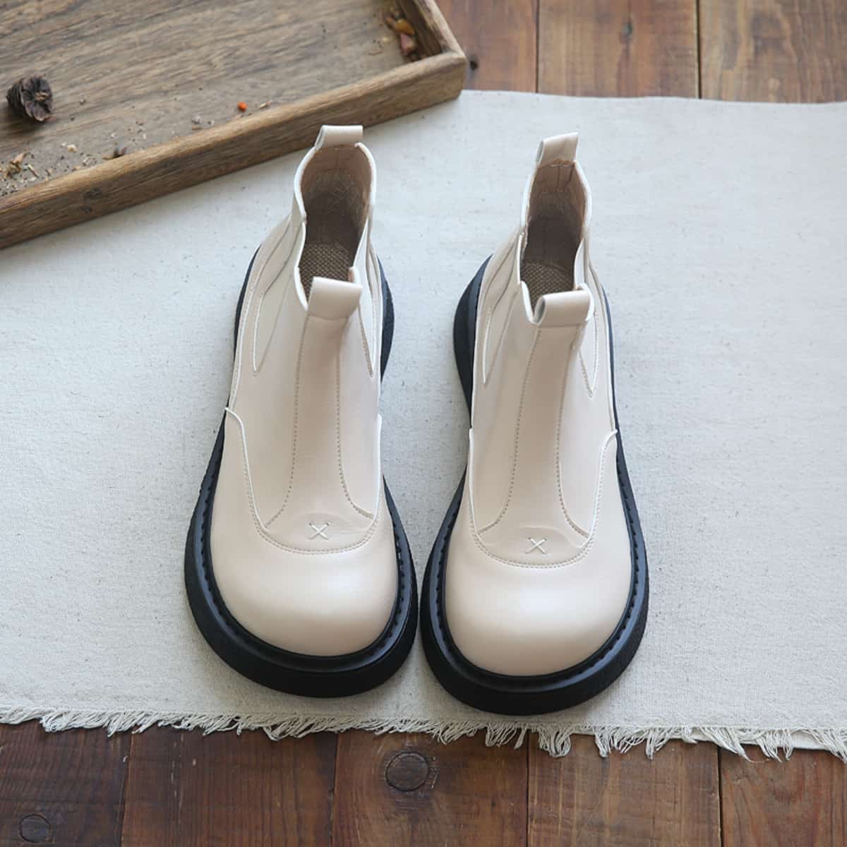 Glossy platform big head shoes handsome versatile locomotive boots fashionable cigarette boots women