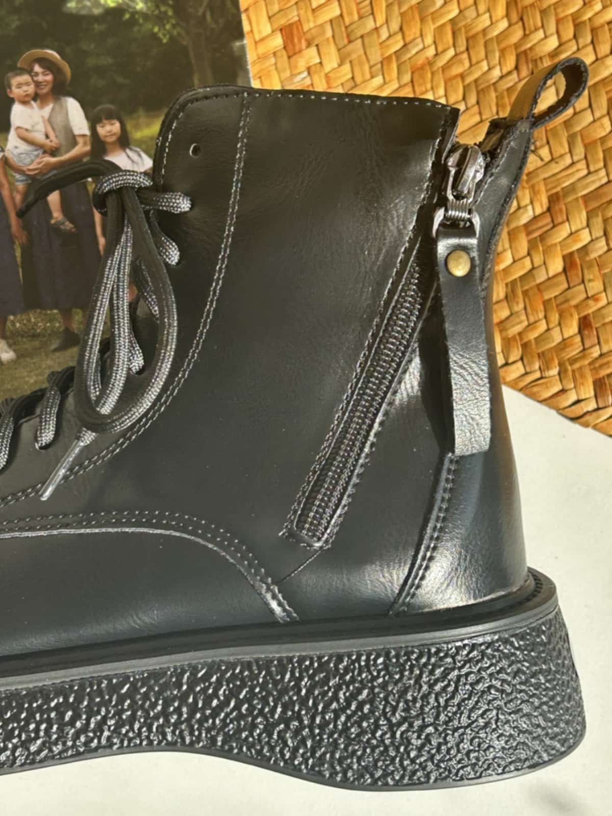 Round head lace-up thick-soled Martin boots winter velvet handsome black medium heel short boots