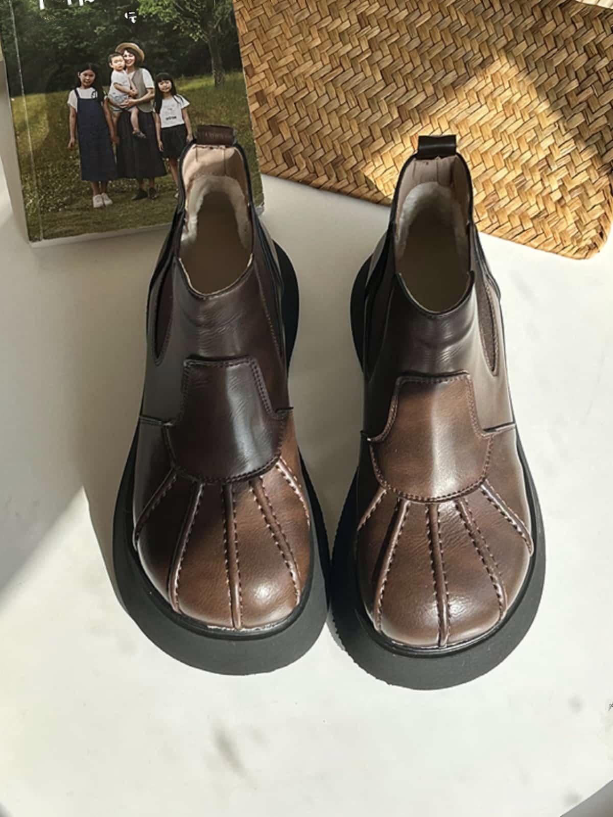 Round head thick sole big head shoes winter velvet heightening black muffin sole Martin boots women