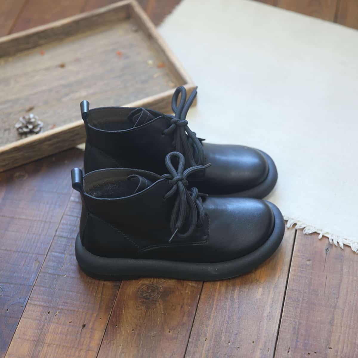 Leather round head strappy flat bottom Martin boots autumn new low heel comfortable short boots