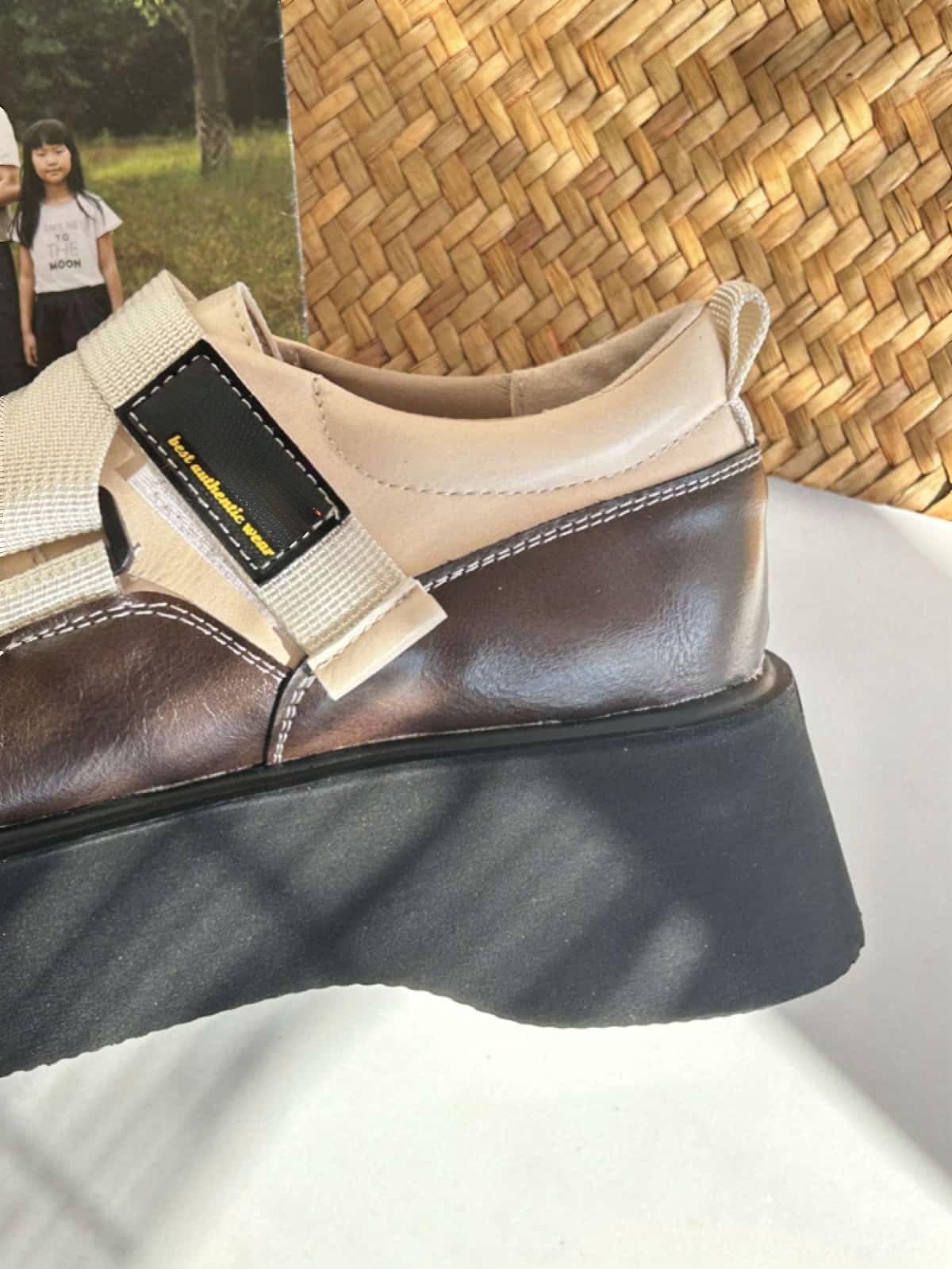 Round head thick sole big head shoes fashionable height increase cross strap small leather shoes single shoes