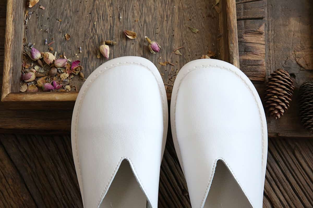 Leather round head flats, comfortable soft soles in summer, versatile little white shoes, single shoes for women