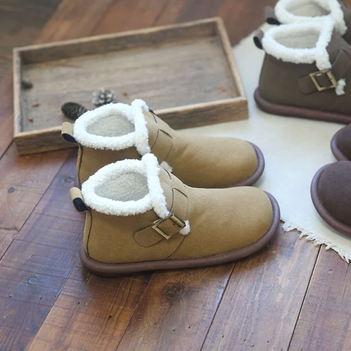 Imitation lamb wool round head flat-bottomed short boots winter low-heeled comfortable snow boots