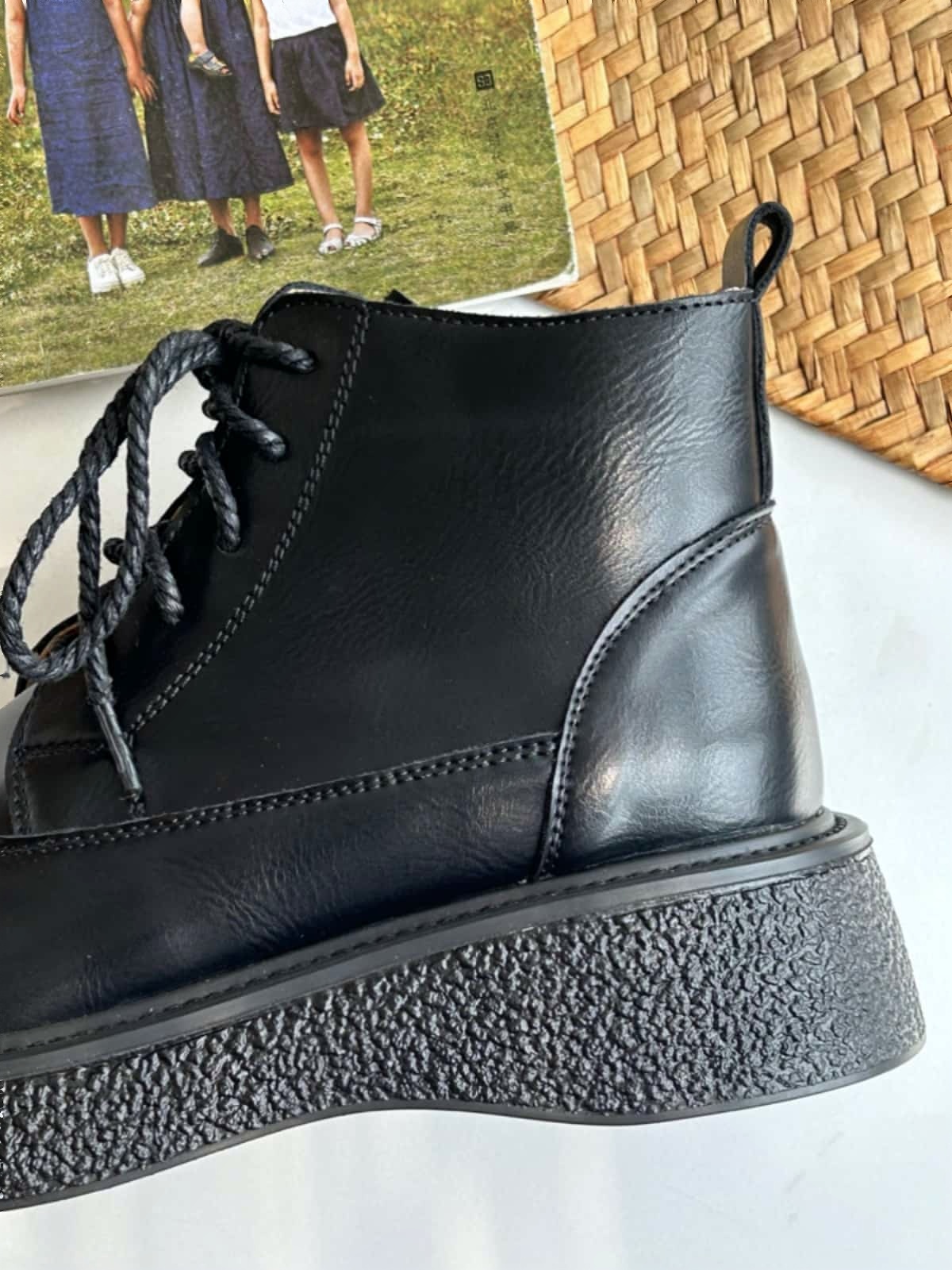 Round head lace-up platform big head shoes short boots autumn black Martin boots small leather shoes women