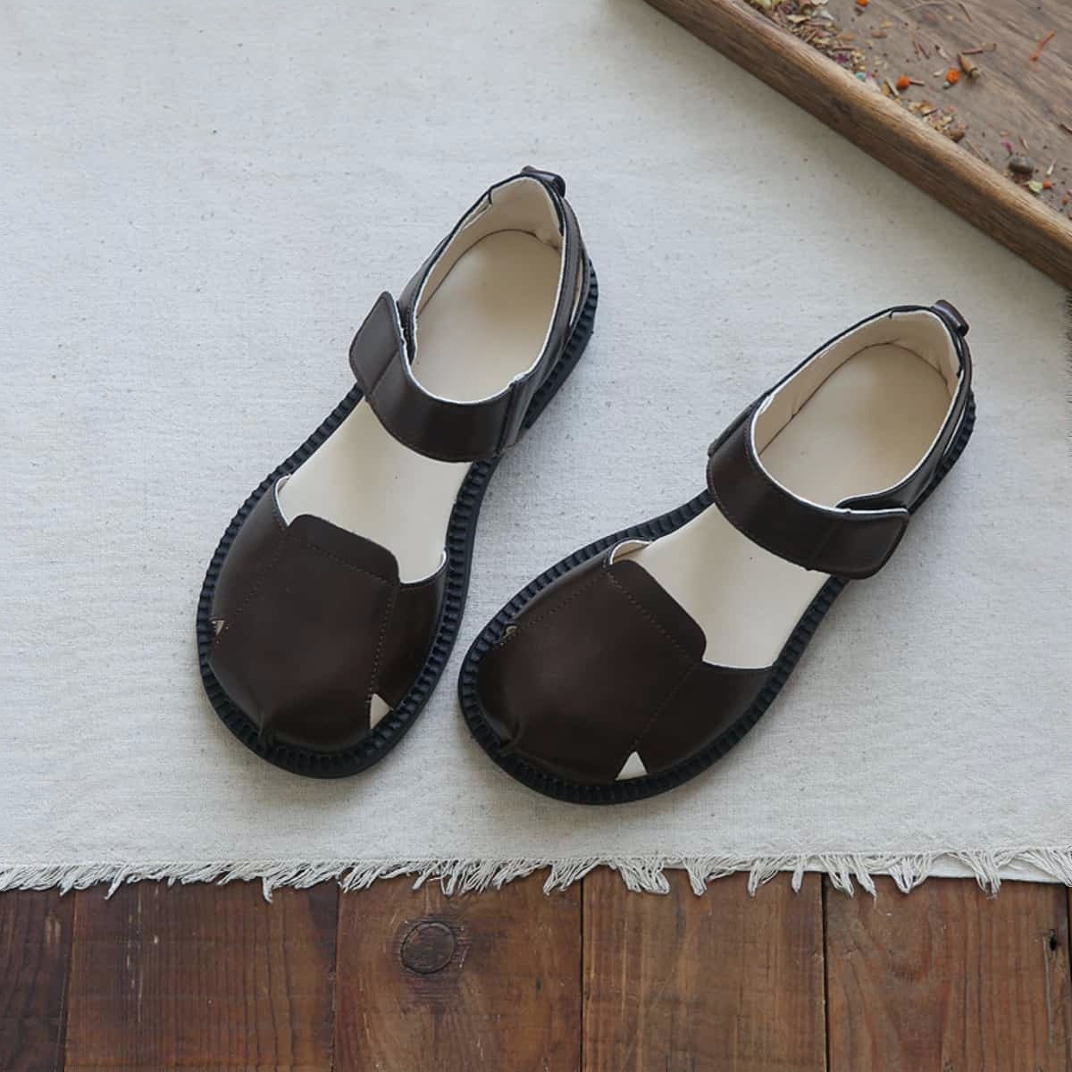 Hollow bag head flat bottom big head shoes summer comfortable versatile word with sandals women