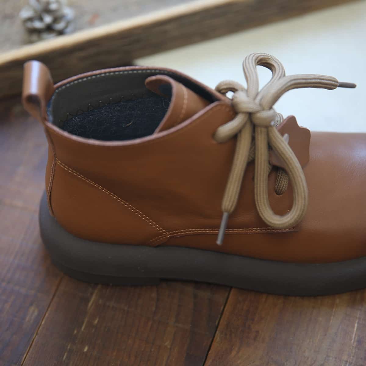 Leather round head strappy flat bottom Martin boots autumn new low heel comfortable short boots