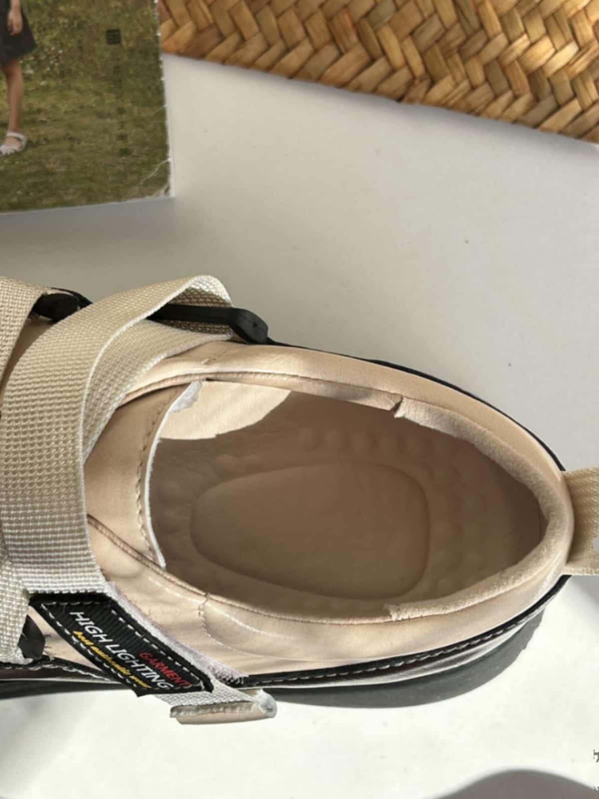 Round head thick sole big head shoes fashionable height increase cross strap small leather shoes single shoes