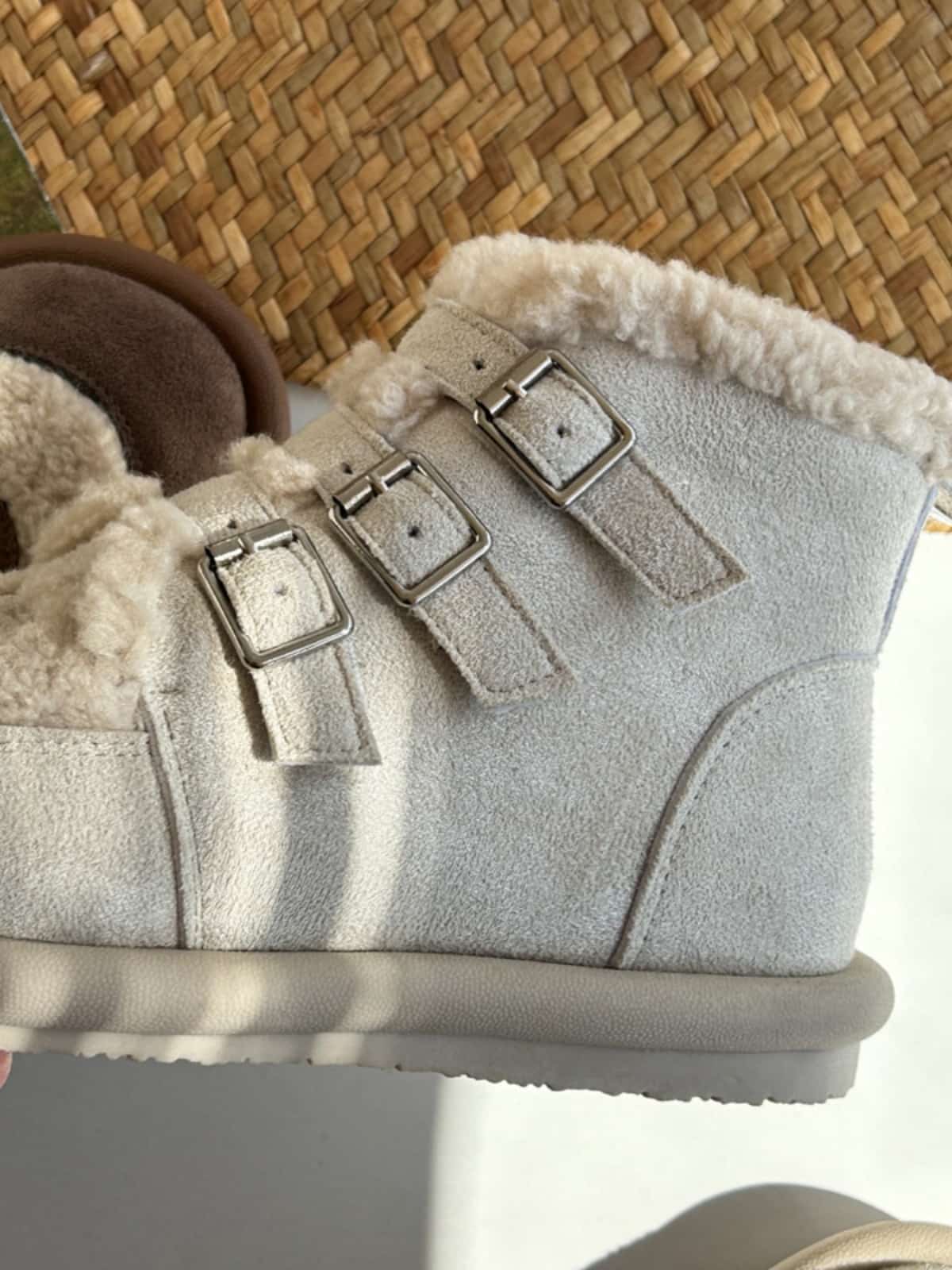 Imitation lamb wool round head flat-bottomed short boots winter cute heart-shaped warm snow boots