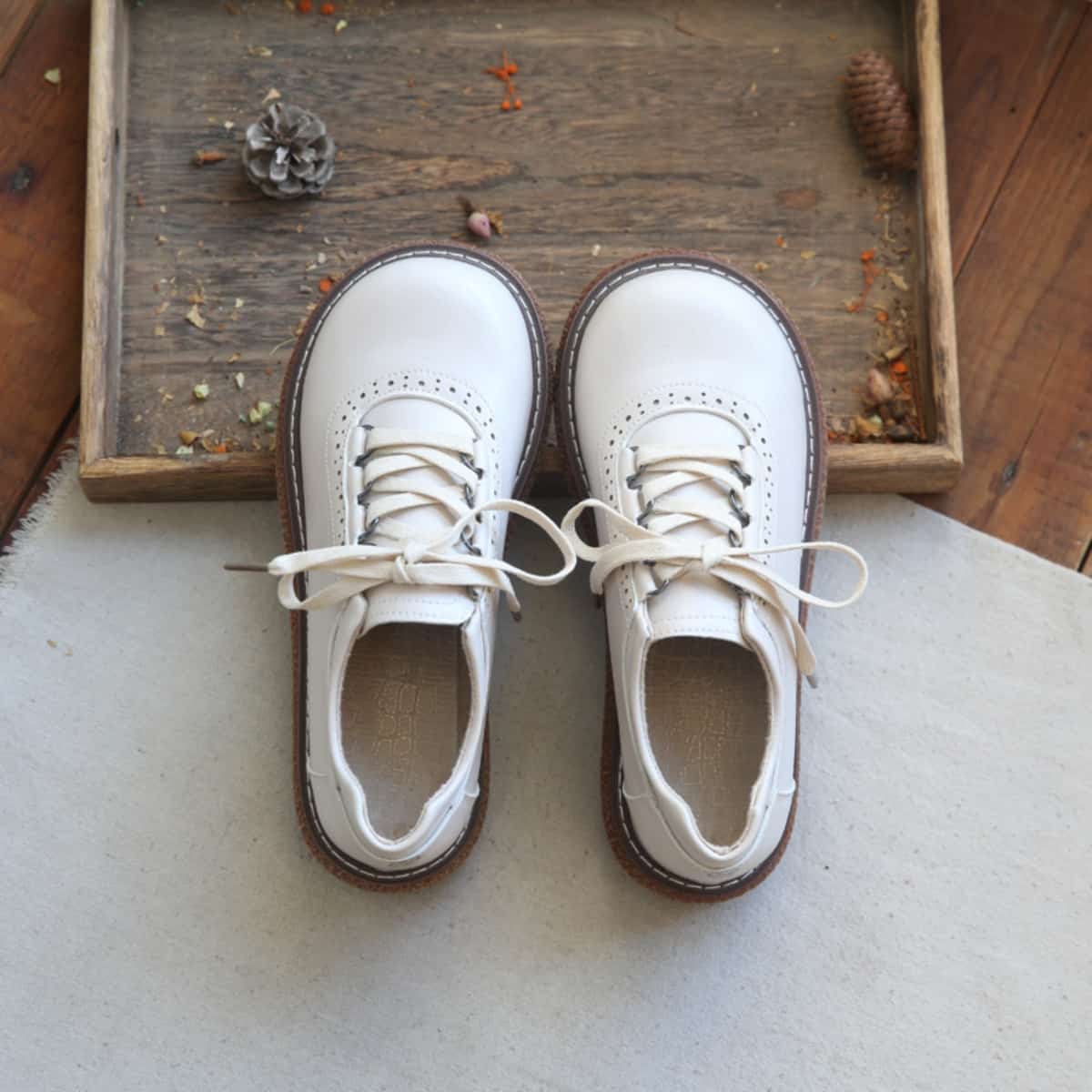 Round head lace-up thick-soled big head shoes Academy style versatile small leather shoes single shoes women