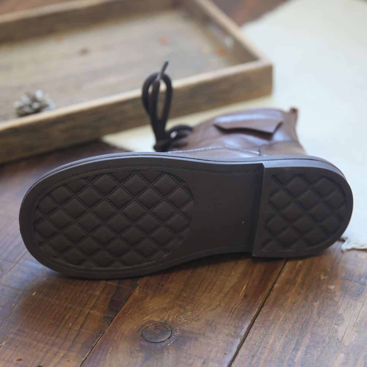 Leather round head lace-up flat Martin boots autumn and winter handsome locomotive boots low-heeled short boots