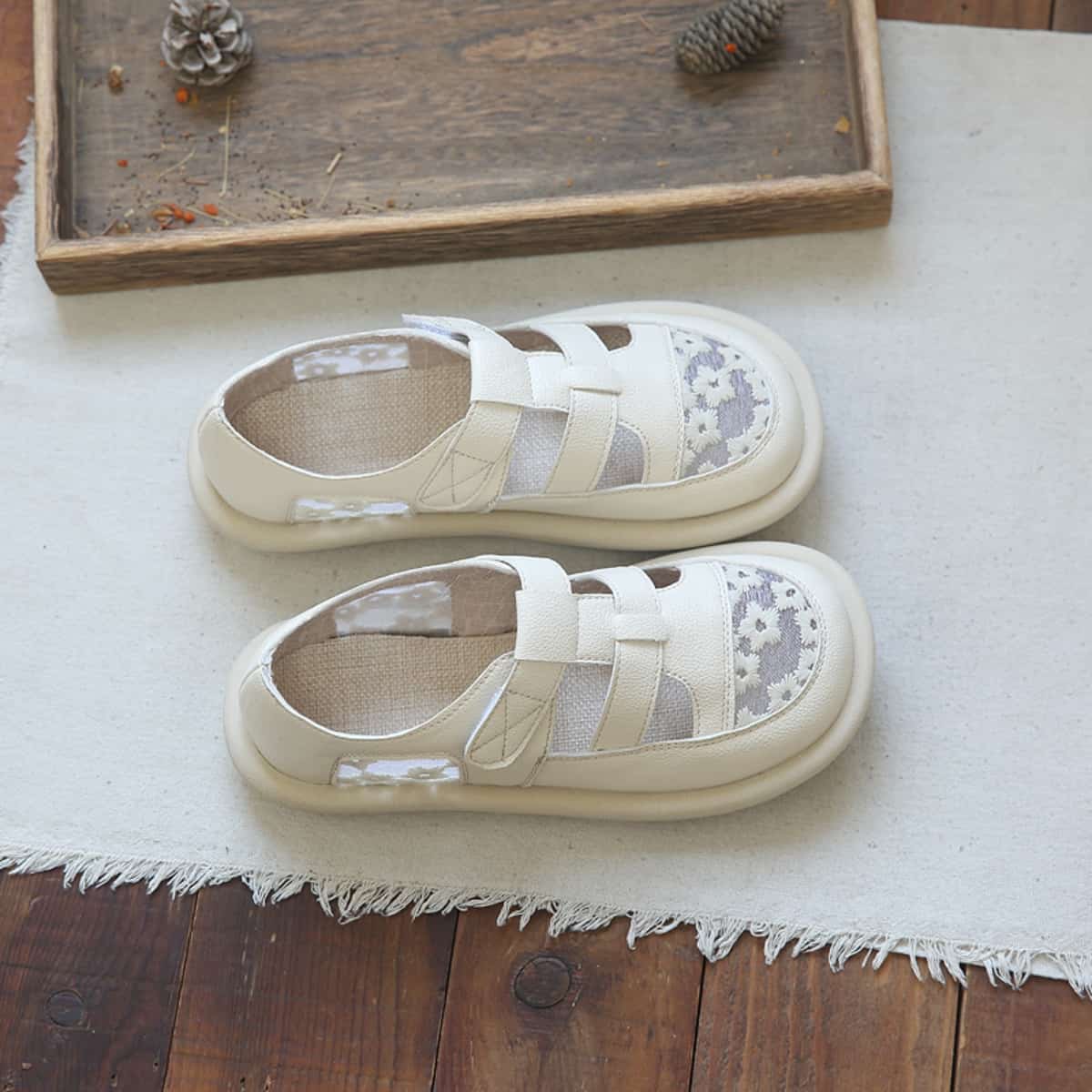 Hollow mesh yarn bag head flats summer cotton and linen soft sole low heel Roman sandals