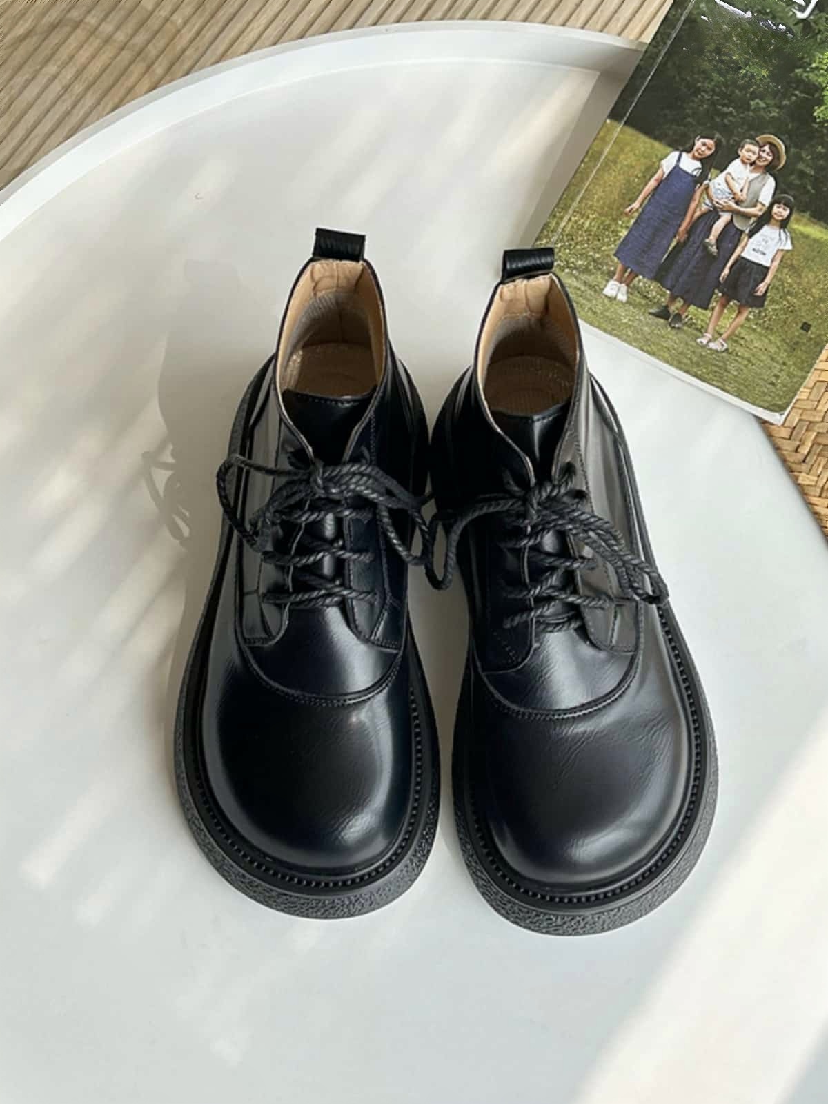 Round head lace-up platform big head shoes short boots autumn black Martin boots small leather shoes women