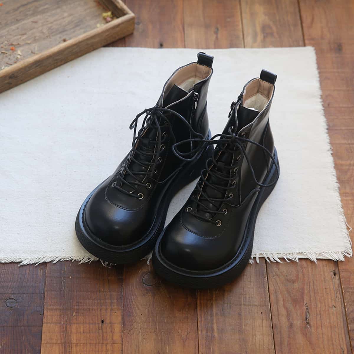 Round head lace-up thick-soled big head shoes velvet versatile short Martin boots children's autumn