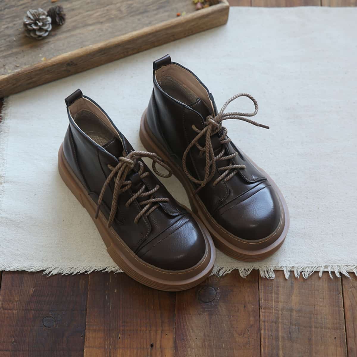 Round head lace-up platform big head shoes autumn and winter new versatile short boots Martin boots